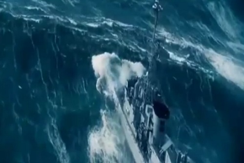 Δείτε τα τεράστια κύματα του ακρωτηρίου Χορν να ”καταπίνουν” πλοίο (βίντεο)